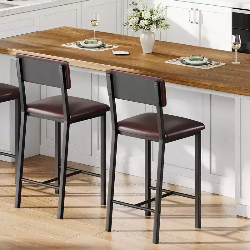 Set di 2 sgabelli da bar, sgabelli da bancone con schienale, in pelle PU imbottita e spesse gambe in metallo, sedie per isola cucina
