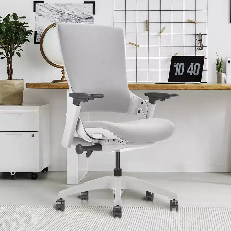 Sedia da Ufficio Ergonomica Grigia: Regolabile, Schienale in Rete, Base con Ruote, Telaio in Metallo